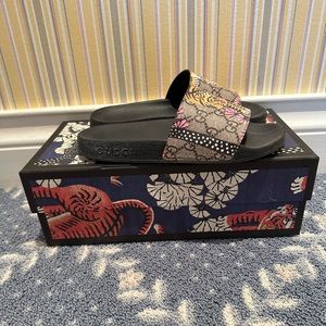 Gucci Beach Slides - Bengal Tiger